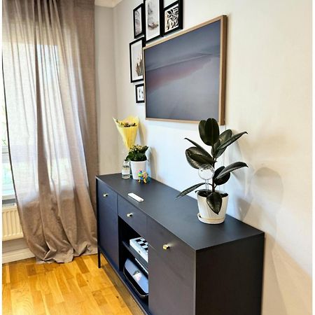 Two Bedroom Flat In The Heart Of 런던 외부 사진