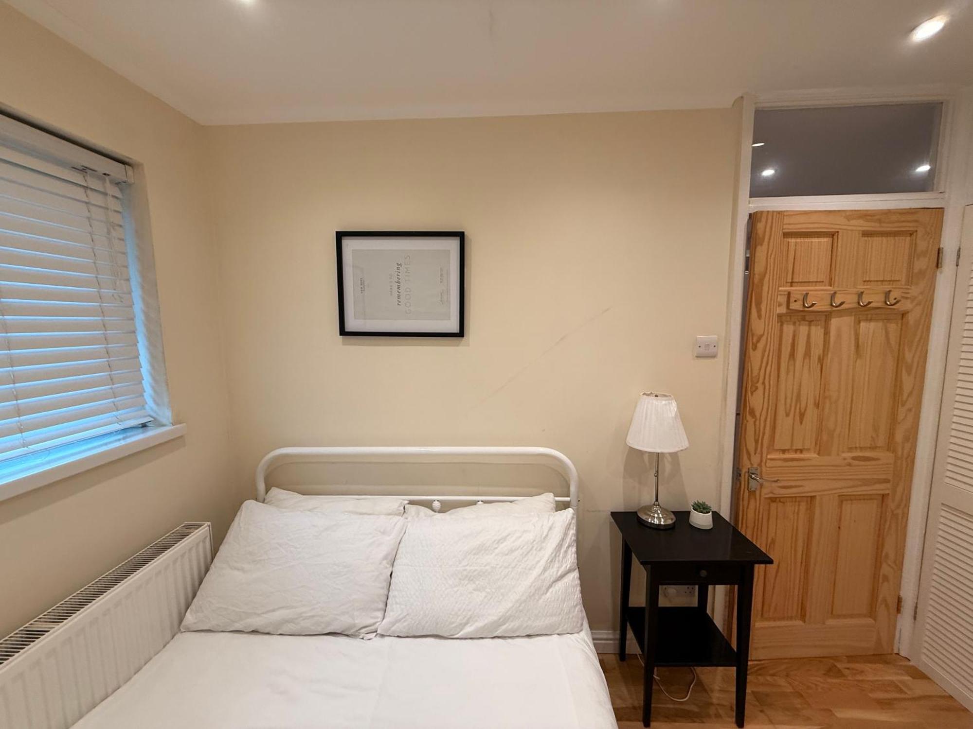 Two Bedroom Flat In The Heart Of 런던 외부 사진