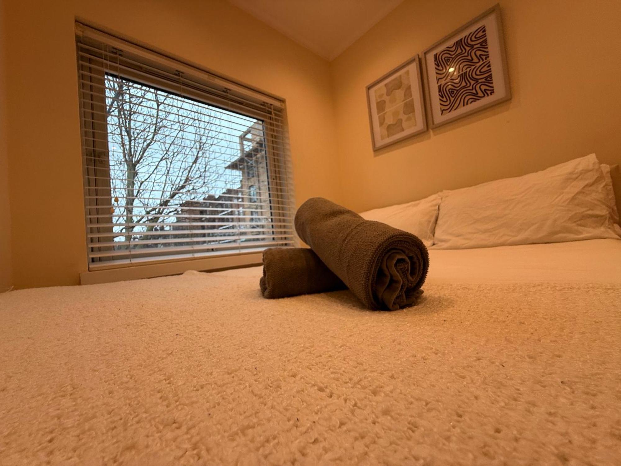 Two Bedroom Flat In The Heart Of 런던 외부 사진