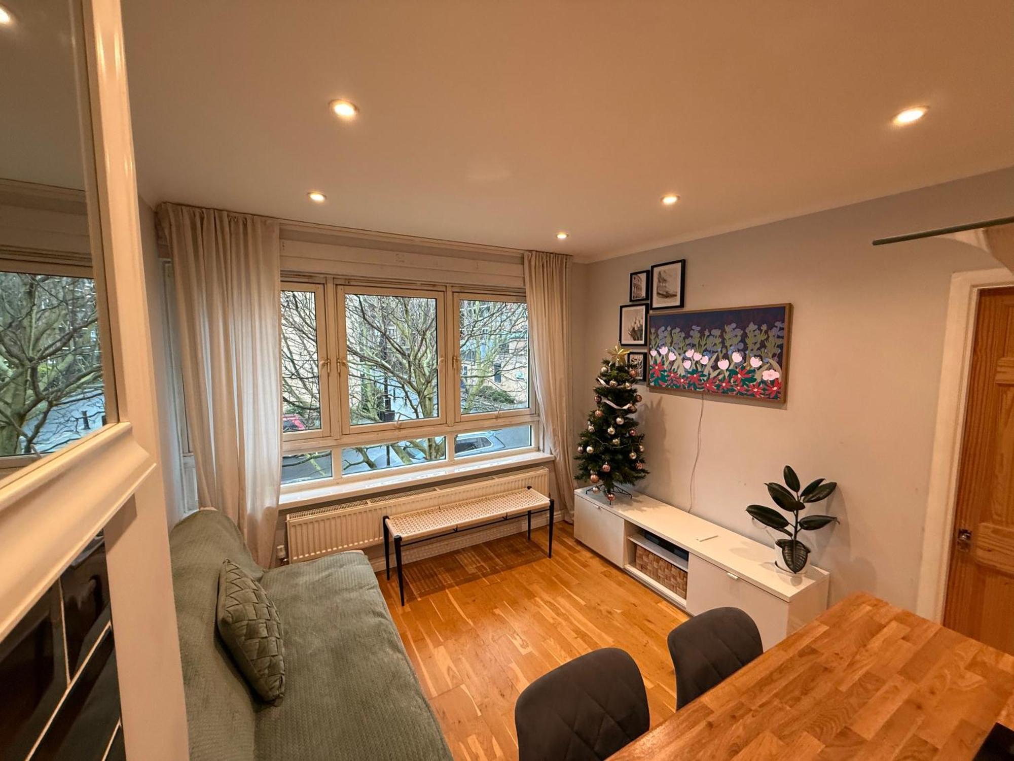 Two Bedroom Flat In The Heart Of 런던 외부 사진